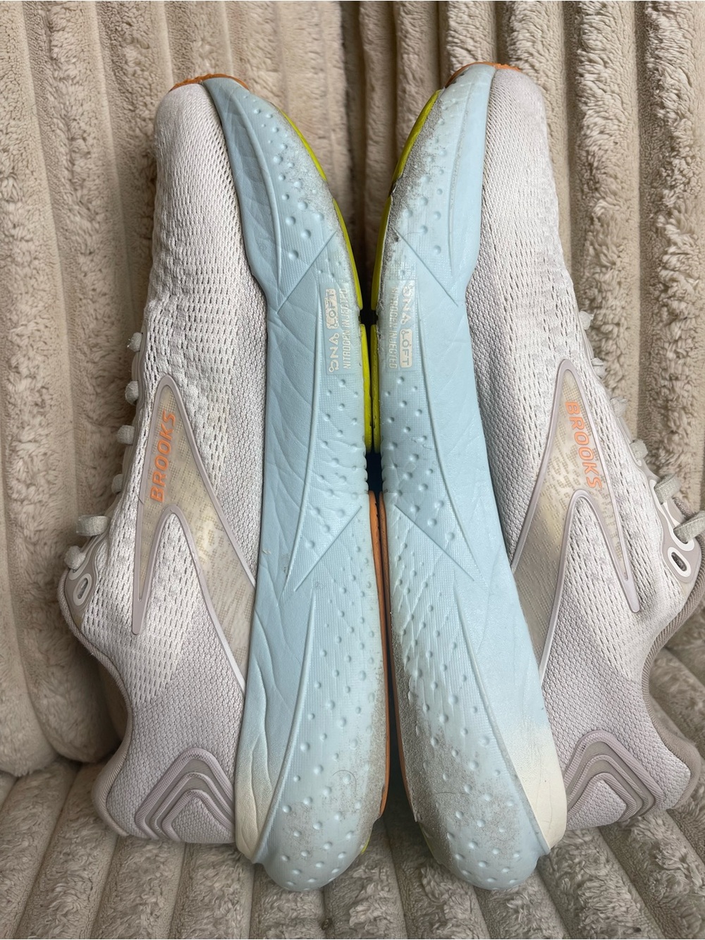 Brooks Glycerin Women’s Size 8.5 Gray Light Blue Plush Running Sneakers - Picture 3 of 10
